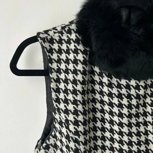 Houndstooth tweed peplum faux fur collard top - Picture 2 of 12